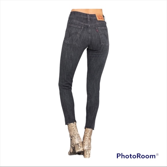 LEVI'S x REVOLVE Dark Gray Button Fly Wedgie Skinny Cropped Jeans Size 29 - Picture 6 of 10